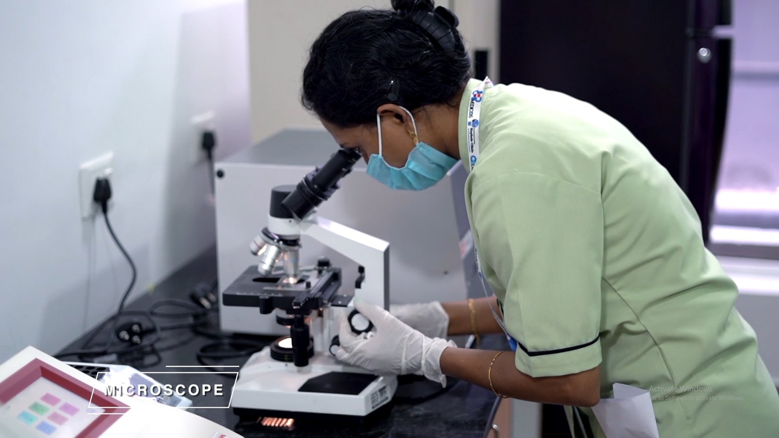 DP Diagnostics - Microscope